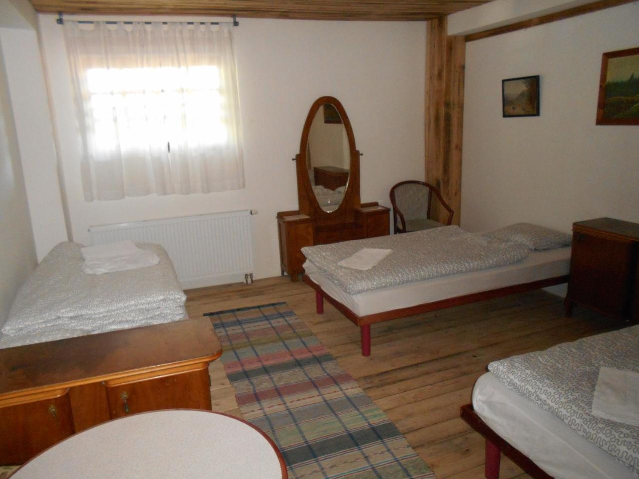 Hotel Dřevák U Élišky Cisovice Exteriér fotografie