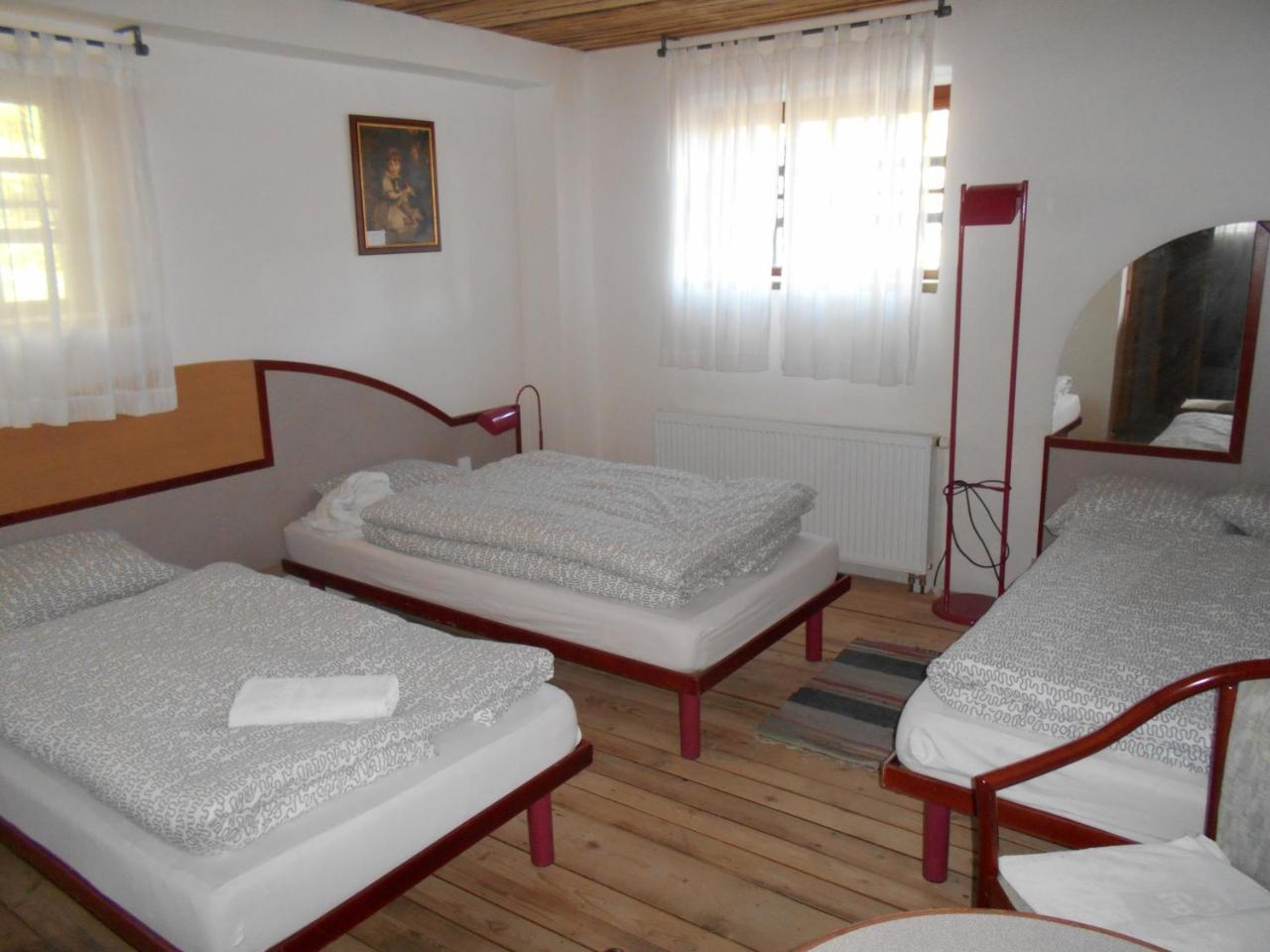 Hotel Dřevák U Élišky Cisovice Exteriér fotografie