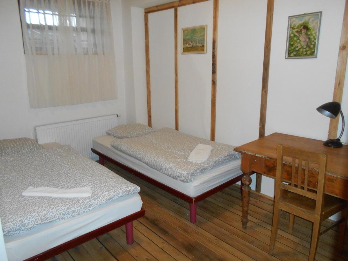 Hotel Dřevák U Élišky Cisovice Exteriér fotografie